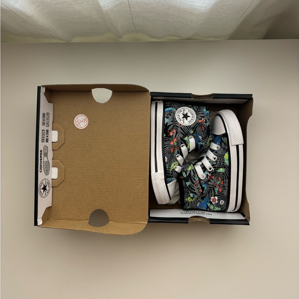 NWT Converse Toddler High-top Sneakers